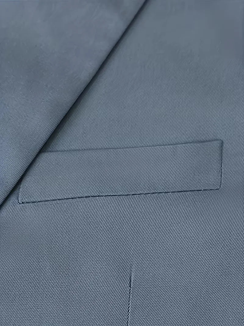 Veelzijdig mannenpak slimfit; geschikt als bruiloftspak of formeel kantooroutfit.