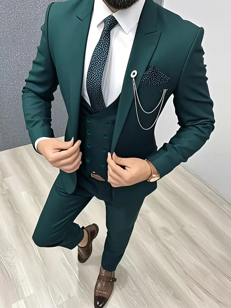 Formeel herenpak met vest; slim fit pasvorm voor een eigentijdse uitstraling.