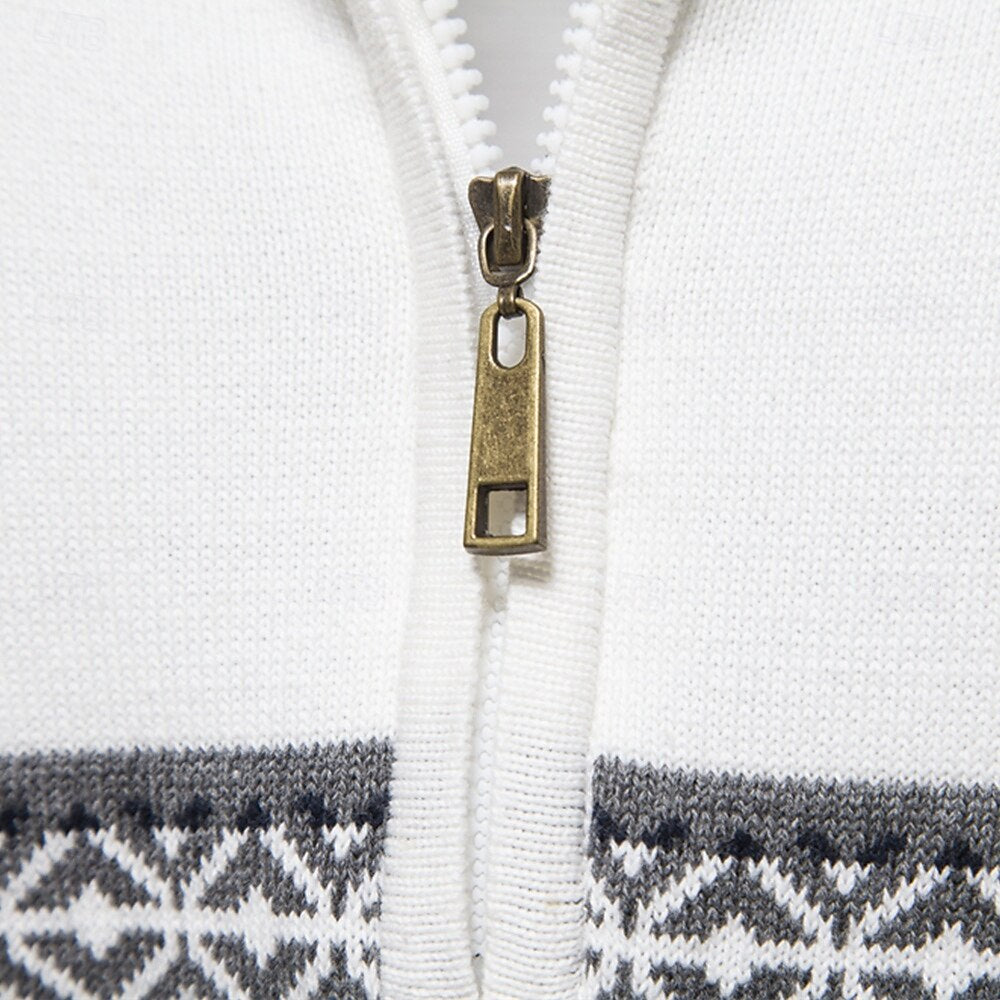 Modieuze heren gebreide trui, slim fit, met halve rits. Perfect voor een moderne look.