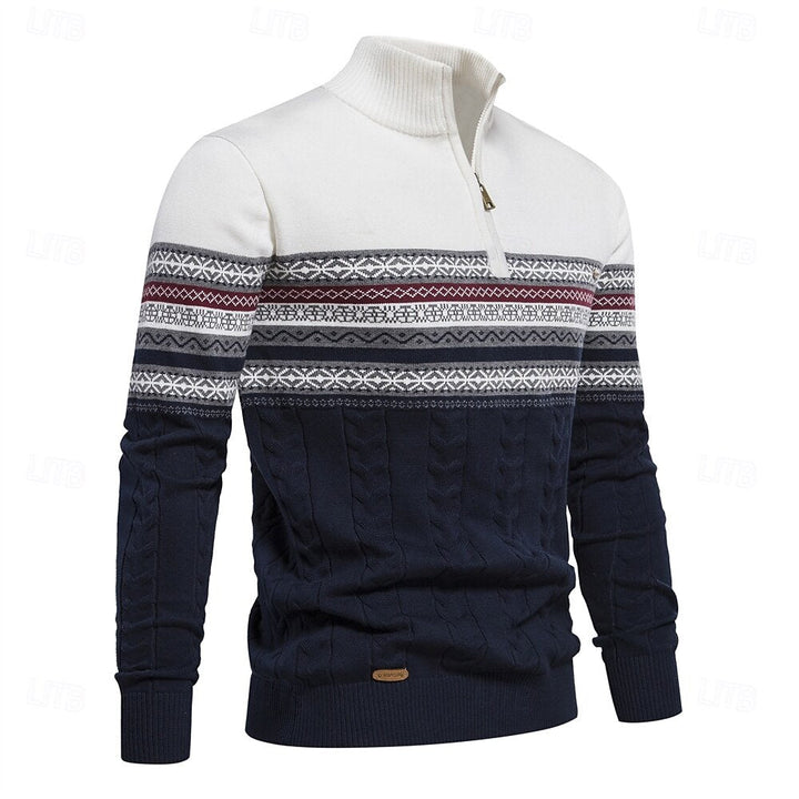 Elegante heren slim fit trui met halve rits. Geschikt voor casual en nette outfits.