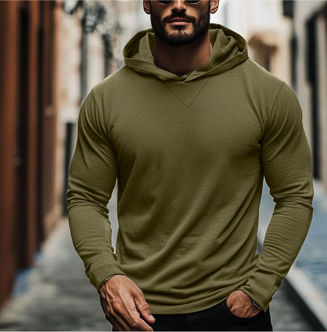 Trendy heren hoodie slim fit, veelzijdig voor casual of sportieve outfits. Met capuchon en moderne snit.