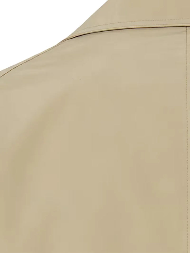 Stijlvolle heren slim fit trenchcoat, een modieuze jas met verfijnde details en klasse.