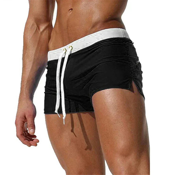 Comfortabele, sneldrogende heren zwemshorts, perfect voor zwemmen, strand of watersport in de zomer.
