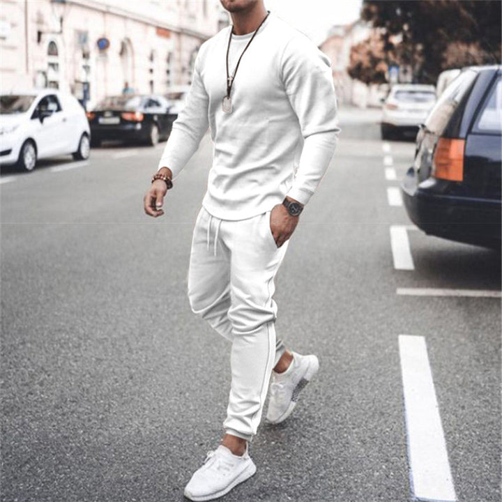 Veelzijdig heren trainingspak, geschikt als sportkleding, vrijetijdskleding of casual joggingpak voor de herfst.