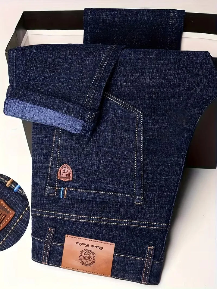 Smart casual heren jeans, straight fit, donkergrijs, met unieke stiksels voor een nette uitstraling.