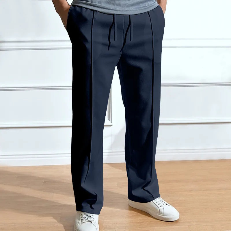 Heren stretch broek met flexibele pasvorm, ideaal voor comfort en een moderne, verzorgde look.