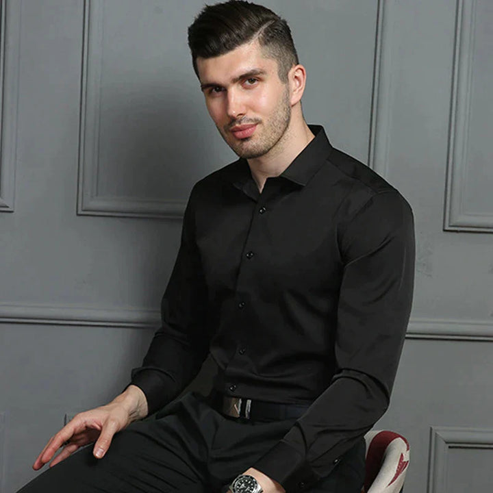 Stijlvol heren stretch overhemd voor een smart casual of zakelijke look. Comfortabel, lange mouwen en knoopsluiting.