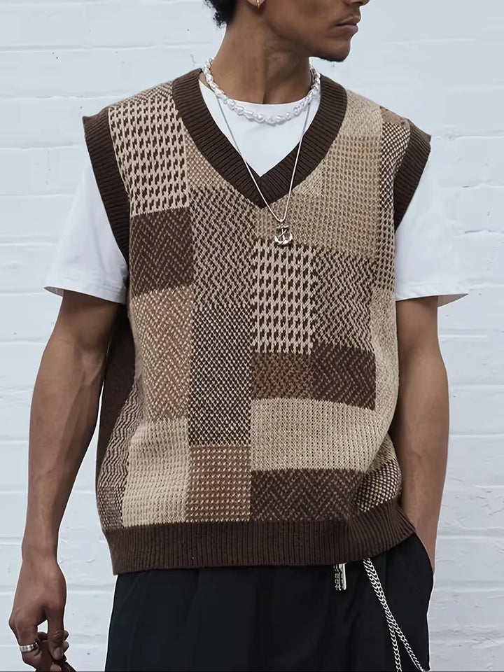 Mouwloos heren vest in koffiekleur met trendy geometrisch dessin, perfect voor casual winter mode.