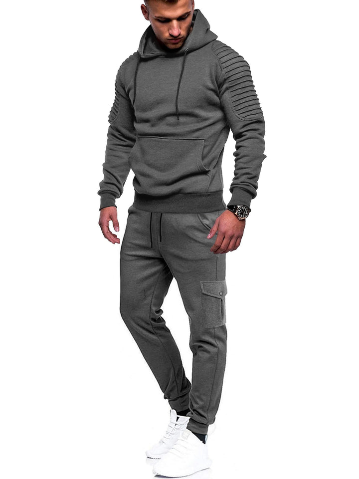 Heren trainingspak met lange mouwen trui en joggingbroek, ideaal als sportkleding of casual vrijetijdskleding.