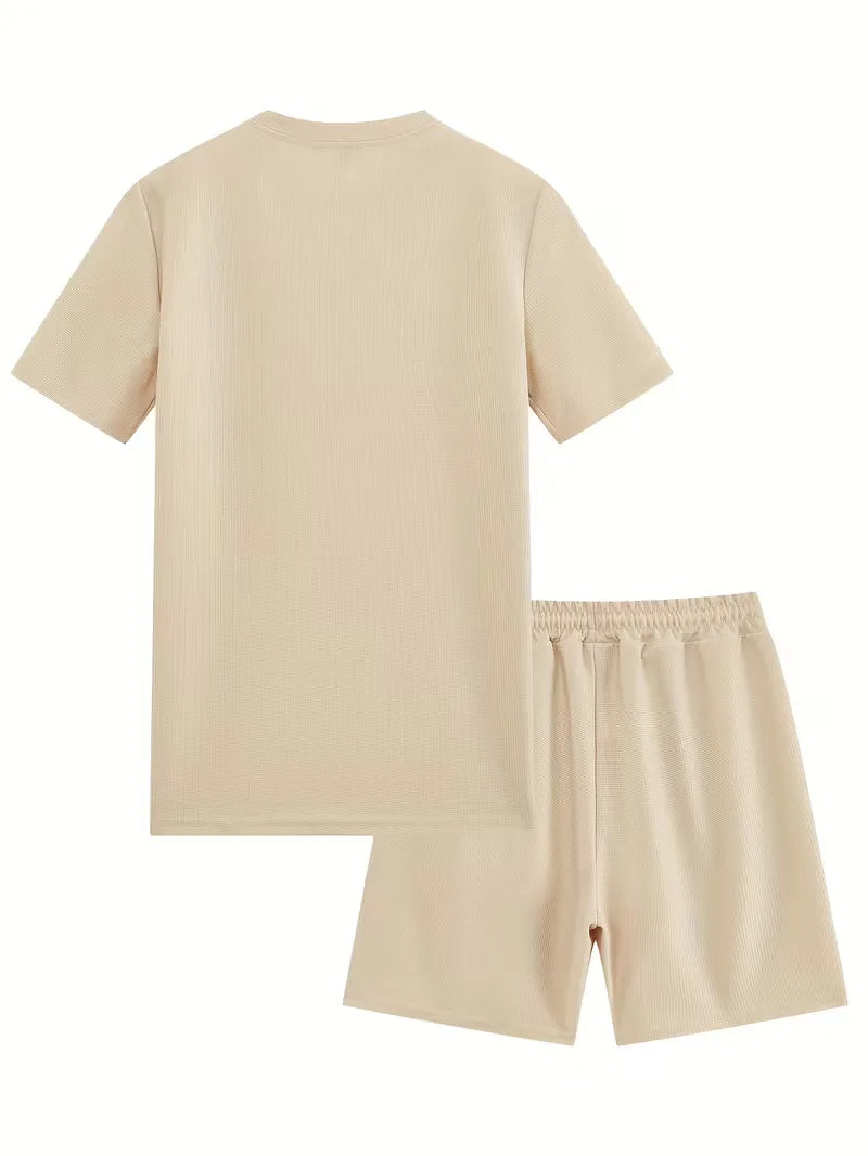 Casual heren T-shirt & shorts set: comfortabel voor alle zomeractiviteiten.
