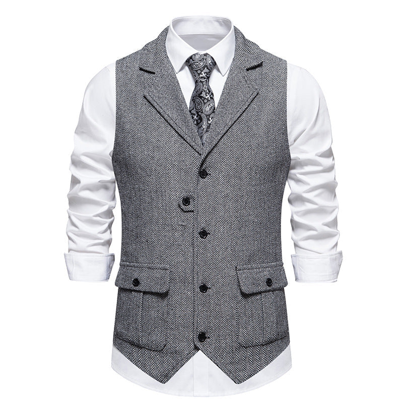 Heren vest met knoopsluiting en klassieke details, vintage flair, perfect voor een smart-casual of formeel ensemble.