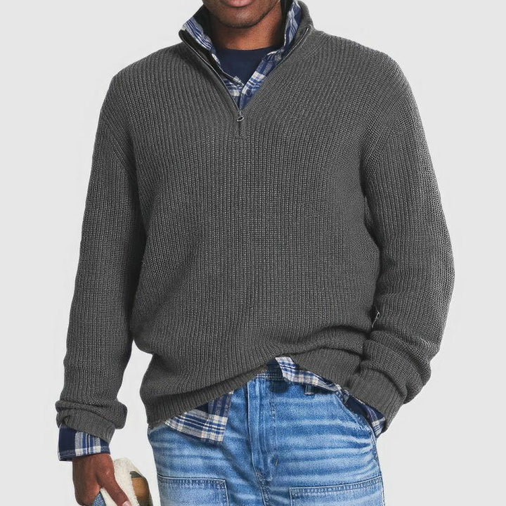 Mannelijke trui in marineblauw katoenmix, comfortabel en warm, een veelzijdig kledingstuk voor de herfst.