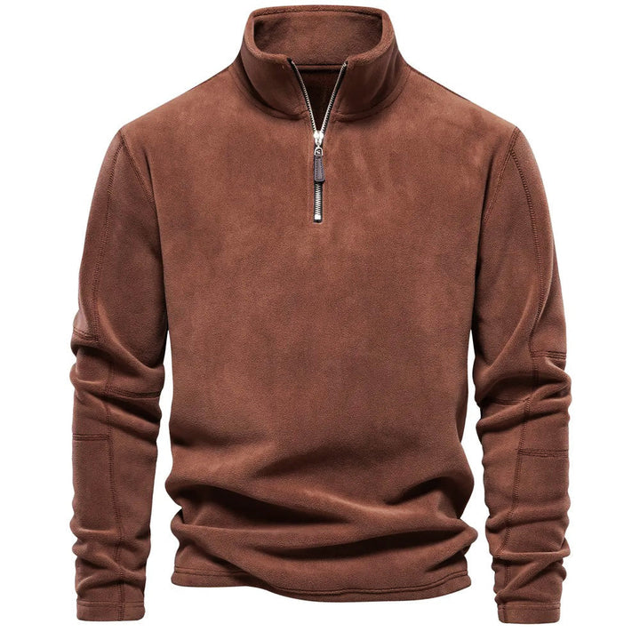 Beige heren pullover met halve rits. Stijlvolle warme trui voor herfst of wintermode.
