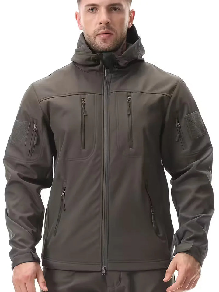 Warme heren parka voor outdoor, waterafstotend, beschermt tegen weer en wind.