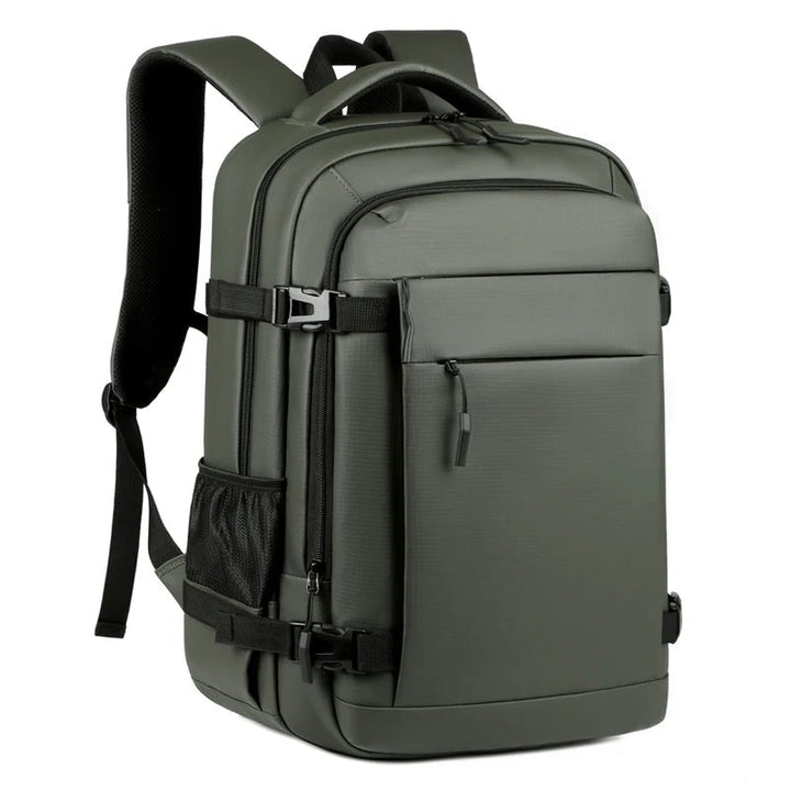 Beveiligd en gewatteerd laptopvak in waterdichte heren rugzak. Houdt uw laptop veilig tijdens transport en reizen.