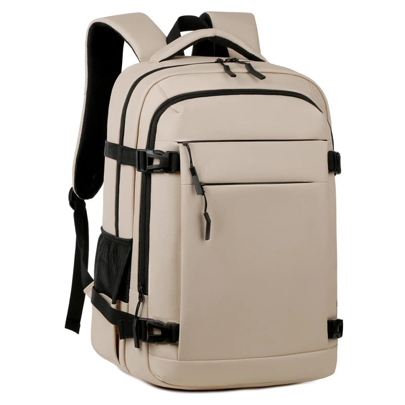 Ademend rugpaneel en verstelbare schouderbanden van deze comfortabele heren laptoprugzak voor optimaal draagcomfort.