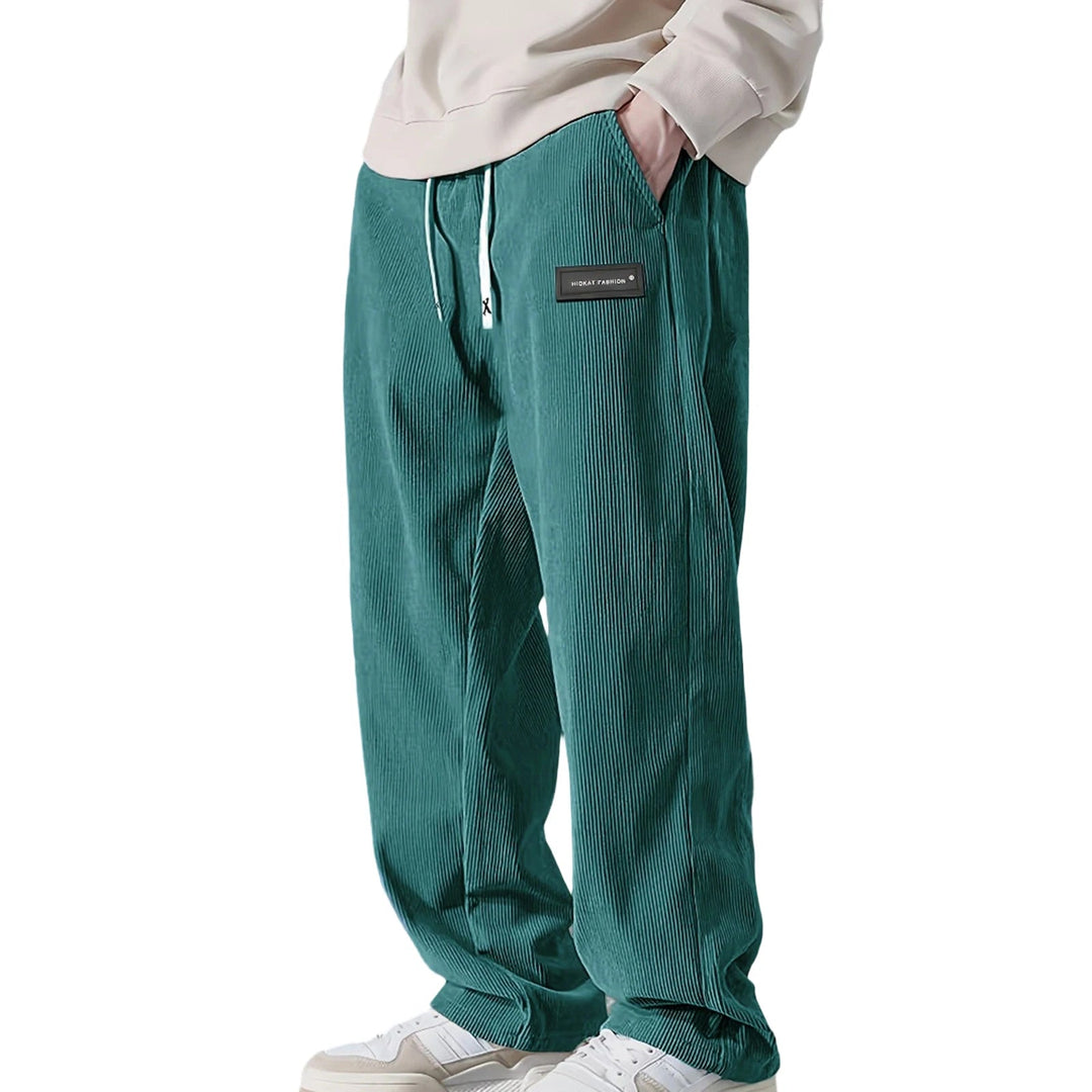 Comfortabele heren jogger met wijde pasvorm, ideaal voor maximale bewegingsvrijheid en casual stijl.