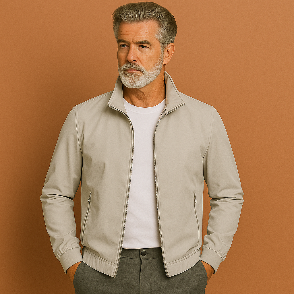 Groene heren lentejas, winddicht en modern gesneden. Casual-elegante zomerjas met comfortabele pasvorm.
