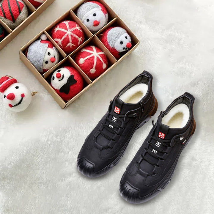 Comfortabele heren wandelschoenen, waterdicht en antislip, perfect voor winterse buitenactiviteiten.
