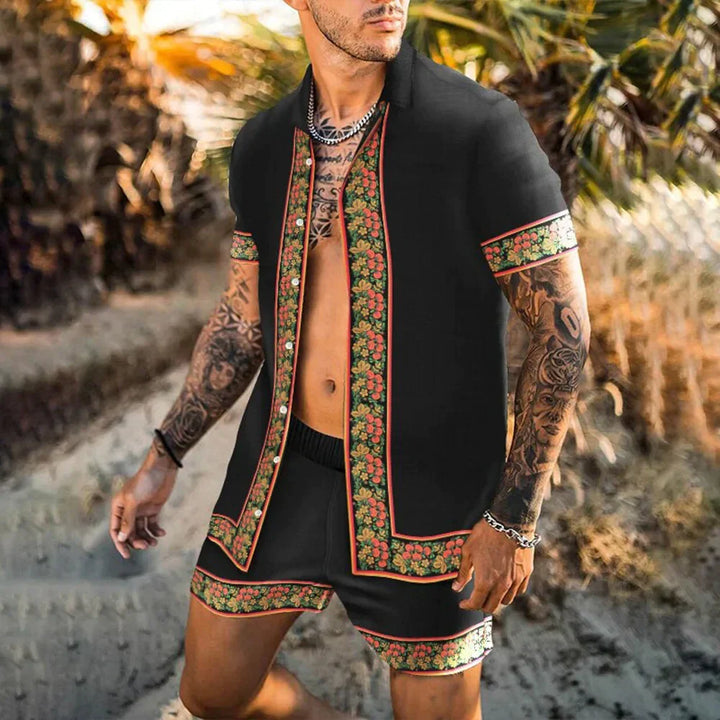 Veelzijdige heren zomer set met print. Tweedelige kledingset, ideaal voor casual en vakantie gebruik.