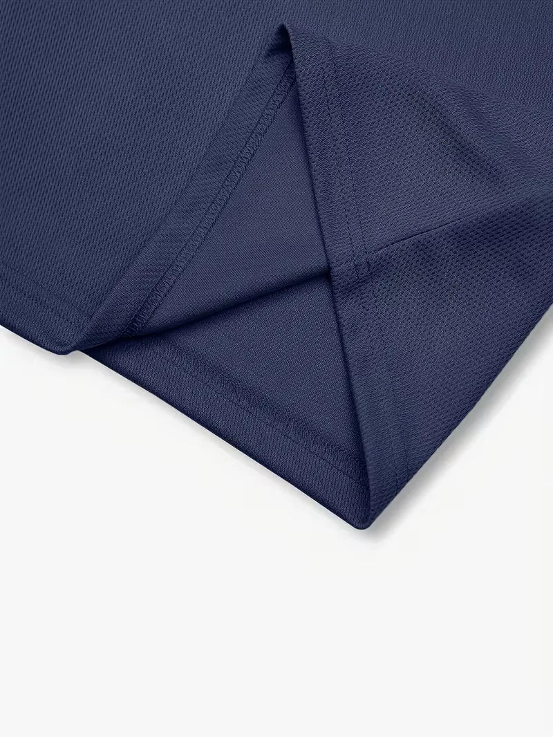 Heren strandkleding: comfortabele poloshortset, sneldrogend en lichtgewicht.