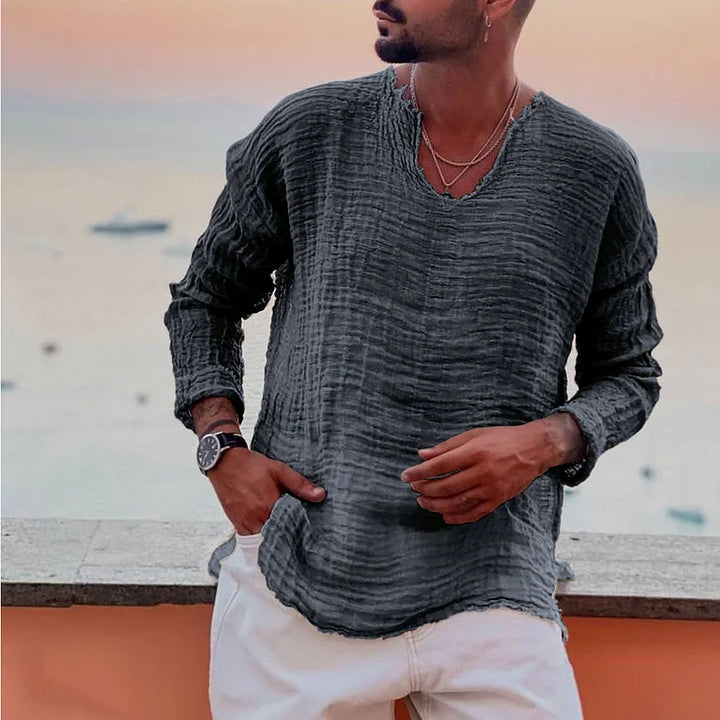 Stijlvol heren v-hals shirt, perfect voor de zomer. Ademend en comfortabel, met korte mouwen voor een relaxte mannenmode look.