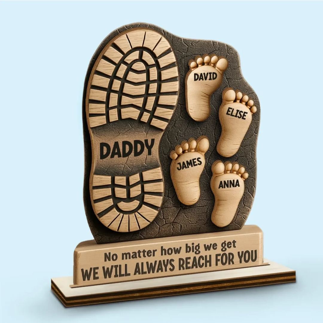Houten gepersonaliseerde plaquette voor Papa; uniek Vaderdag cadeau met voetstappen, symbool van liefde en herinnering.