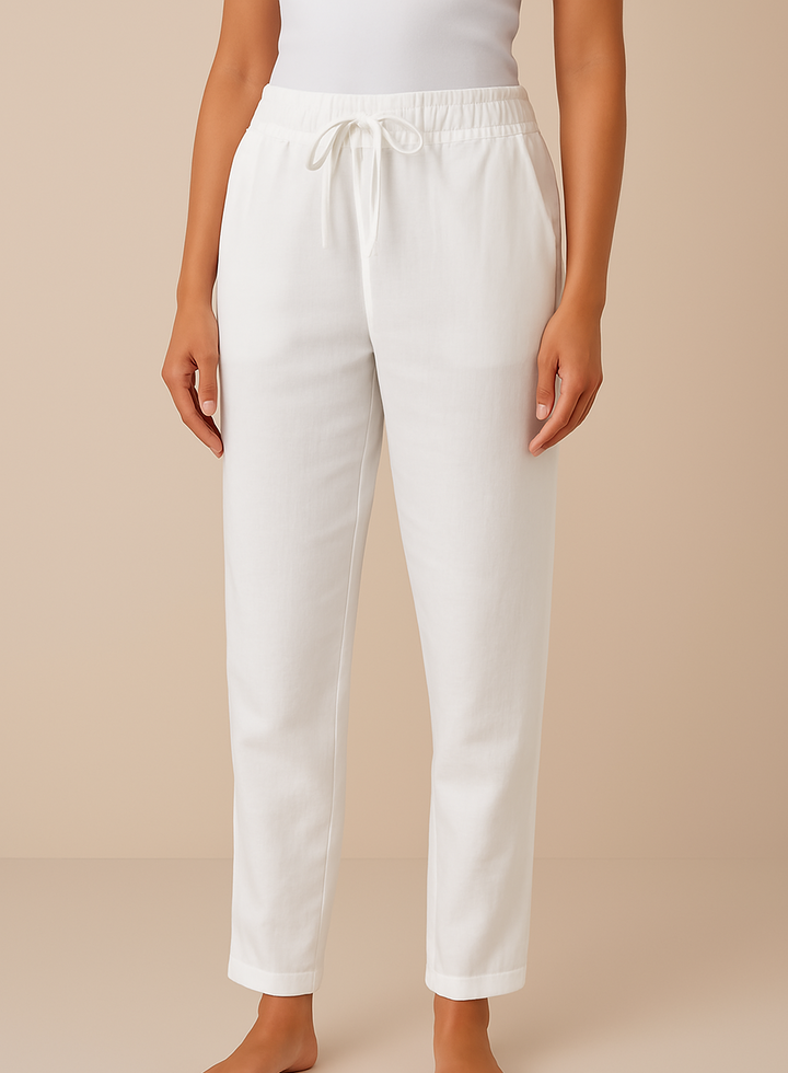 Hoymans dames linnenblend broek, comfortabel en stijlvol, perfect voor zomerse dagen of casual outfits.