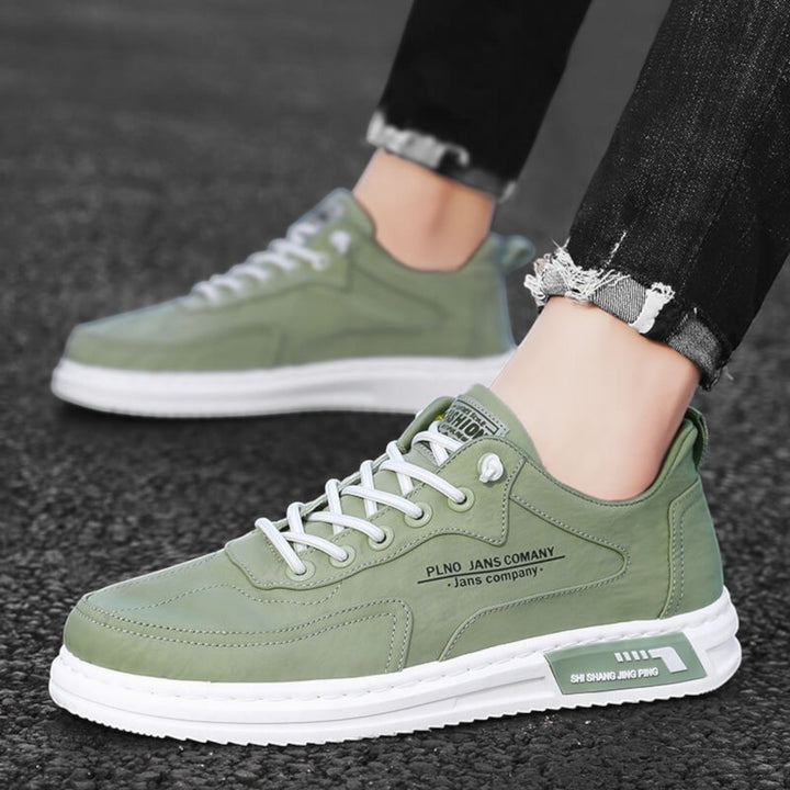 Instappers heren sneakers, comfortabel grijs design, ademend en stijlvol voor dagelijks gebruik en elke gelegenheid.