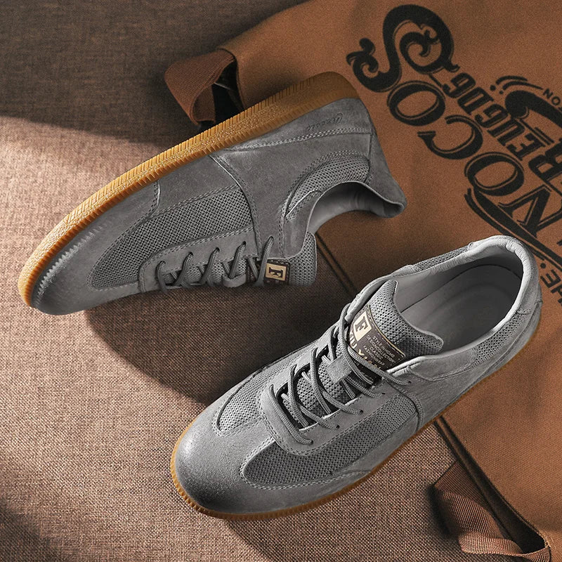 "Italiaanse leren sneakers, luxe en comfortabel, tijdloos design, dames schoenen, hoogwaardige kwaliteit en elegantie"