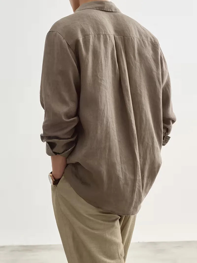 Lente/herfst khaki casual herenshirt, lange mouwen, V-hals, biedt comfort en stijl.