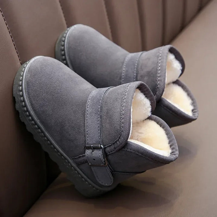Boston Mini babyschoenen/peuterlaarzen, ontworpen voor warmte & comfort in de winter.