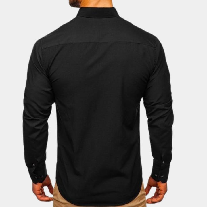 Veelzijdig basis herenoverhemd met lange mouwen, geschikt voor een stijlvolle casual outfit.