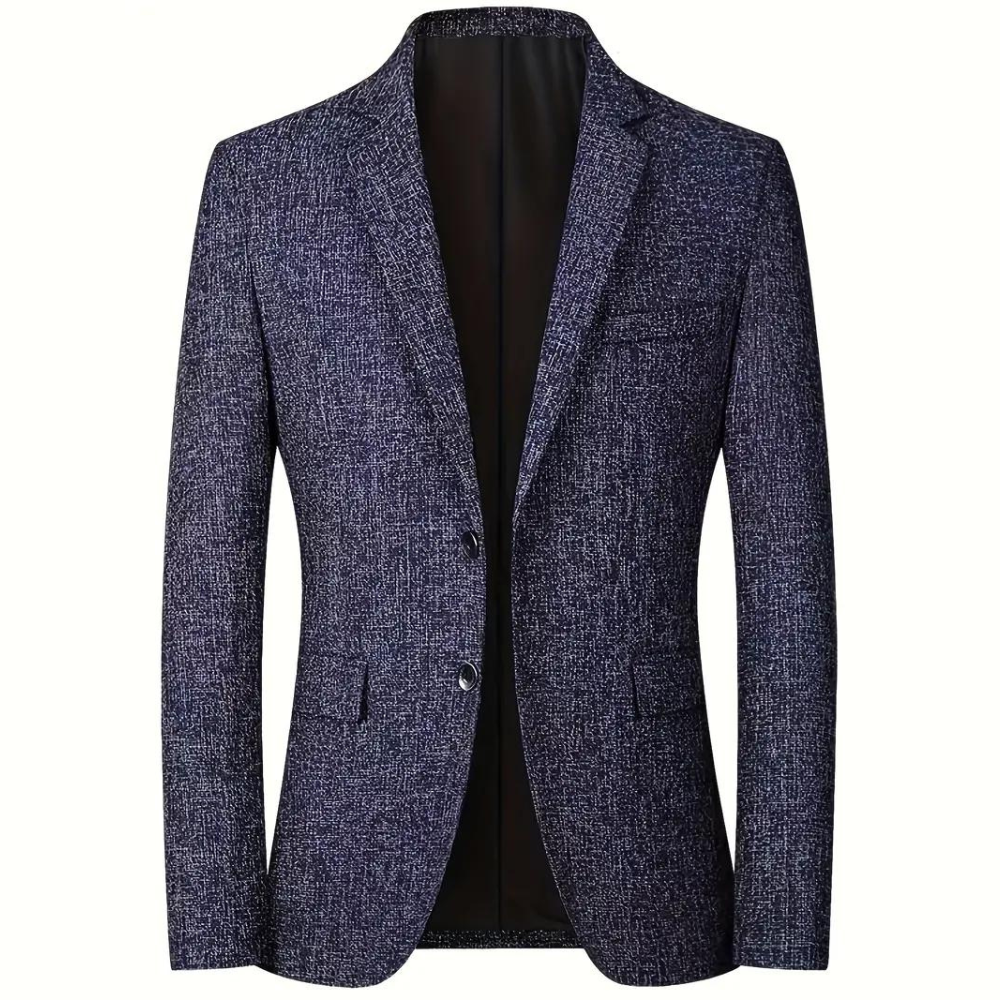 Man draagt een donkerblauwe heren blazer, elegant en comfortabel, voor een scherpe zakelijke uitstraling.