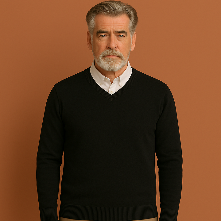 Klassieke heren V-hals trui in comfortabel breiwerk, ideaal voor casual en zakelijke look in herfst/winter.