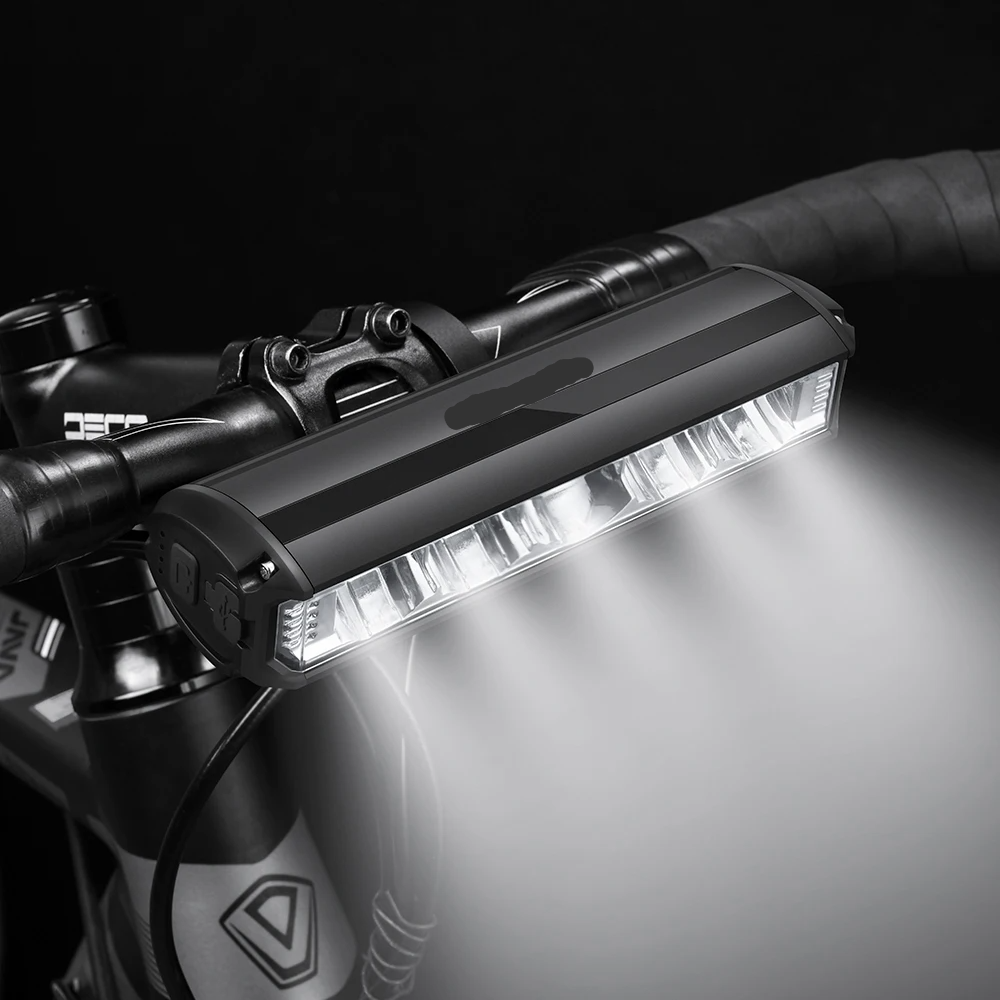 Krachtige 1400 lumen fietslamp, zwarte behuizing, oplaadbaar, weerbestendig ontwerp voor optimale zichtbaarheid