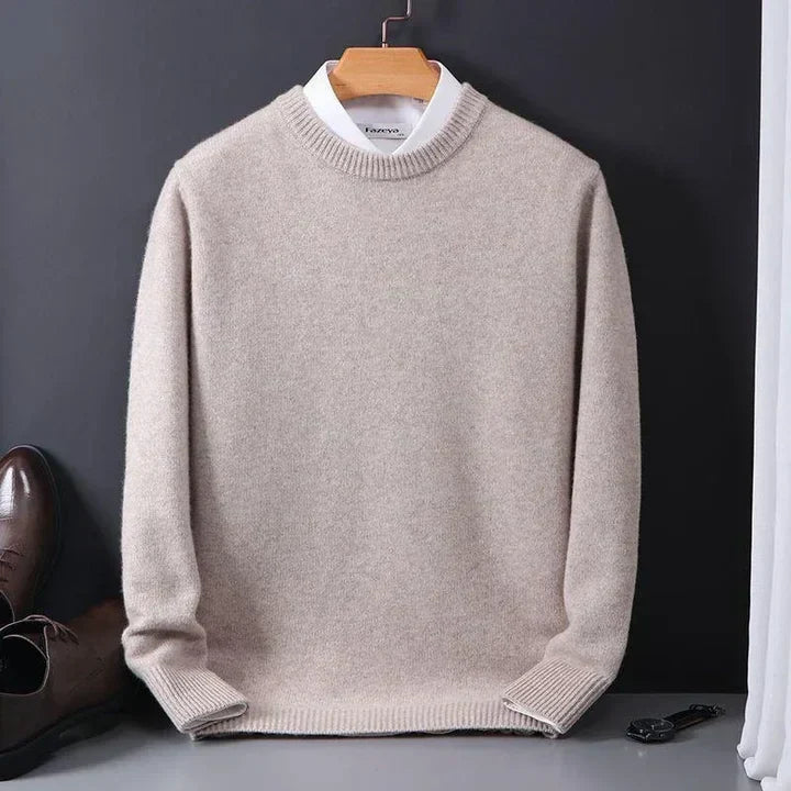 Lichtblauwe heren kasjmier pullover, luxe en warm voor casual winterkleding.