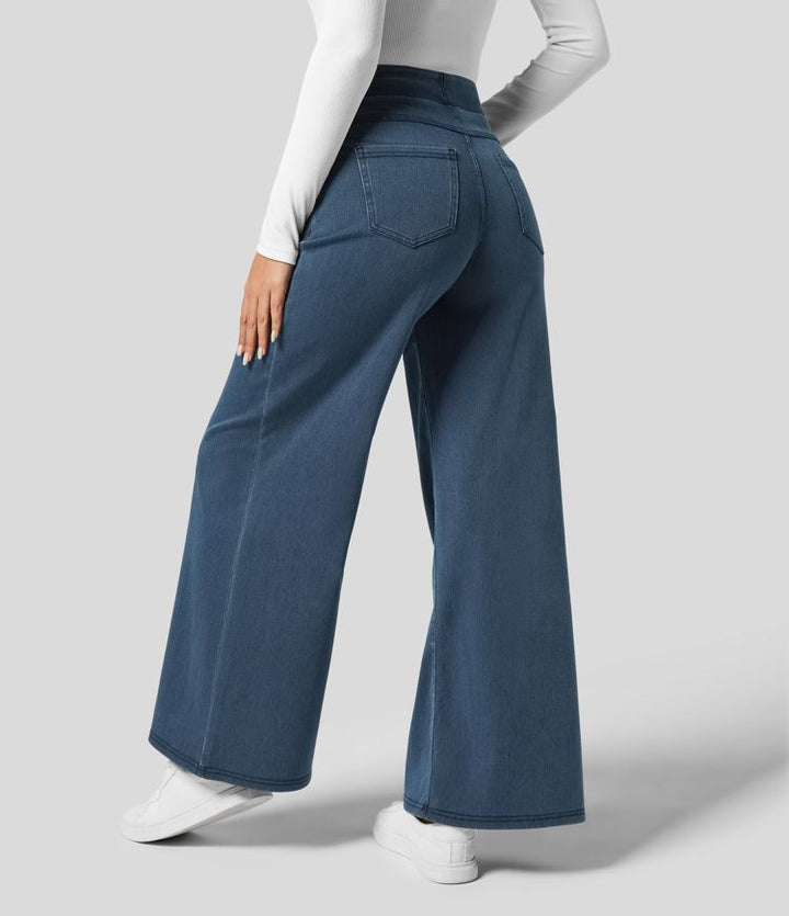 Modieuze lichtblauwe wide leg jeans voor dames, met hoge taille en wijde pijpen, trendy.