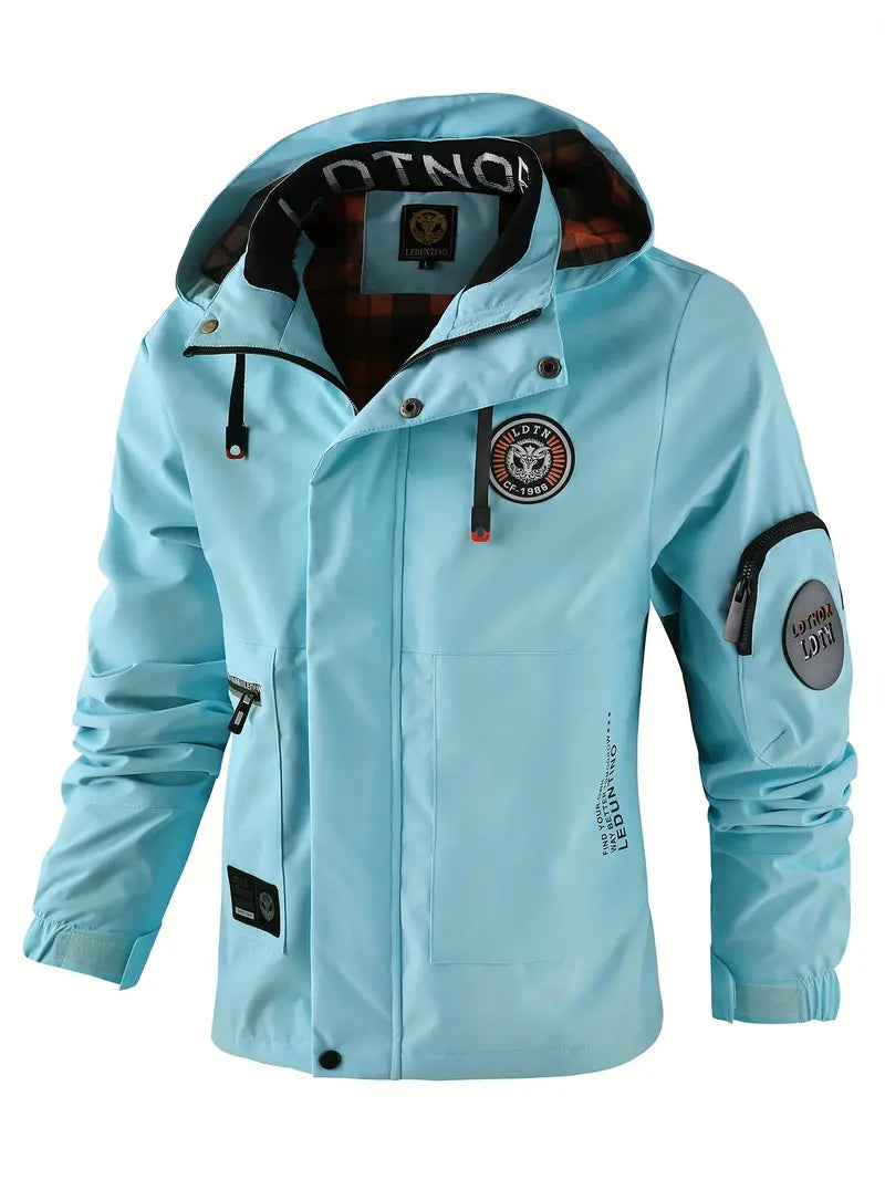 "Lichtgewicht heren herstjas, waterdicht, winddicht, stijlvol met verstelbare capuchon, zijkantaanzicht."