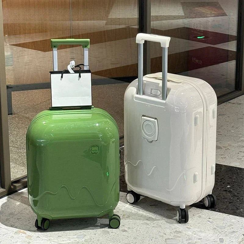 Duurzame kindertrolley met stevig cijferslot, veilig en lichtgewicht voor alle kinderreizen.