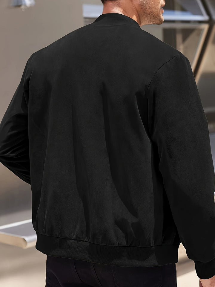 Lichtgewicht marineblauwe herenjas voorzijde, stijlvolle ademende jas met opstaande kraag en ritssluiting voor elke gelegenhe