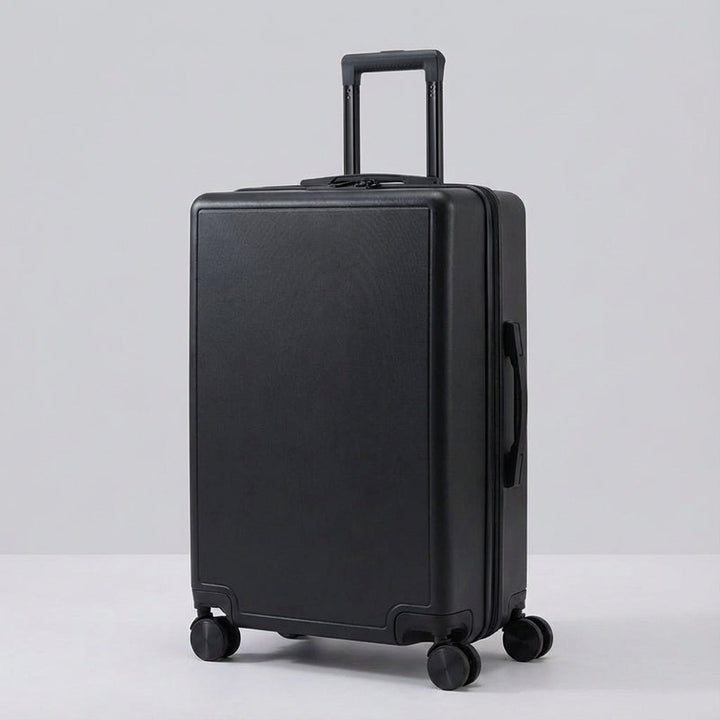 Stijlvolle lichtgewicht trolleykoffer. Deze ruime cabineformaat koffer maakt elke reis comfortabel.