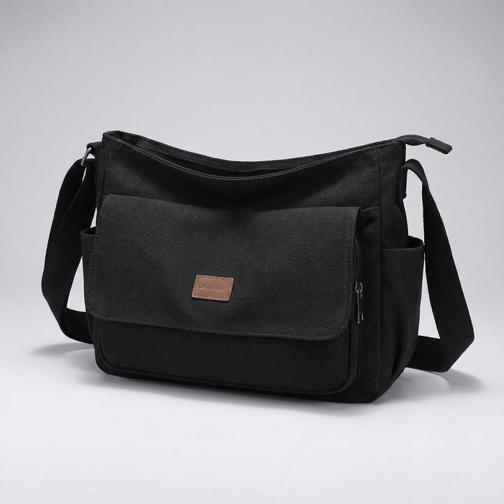 Interieur van Satchelix laptoptas met meerdere vakken voor optimale organisatie; ideaal als werktas of schooltas.