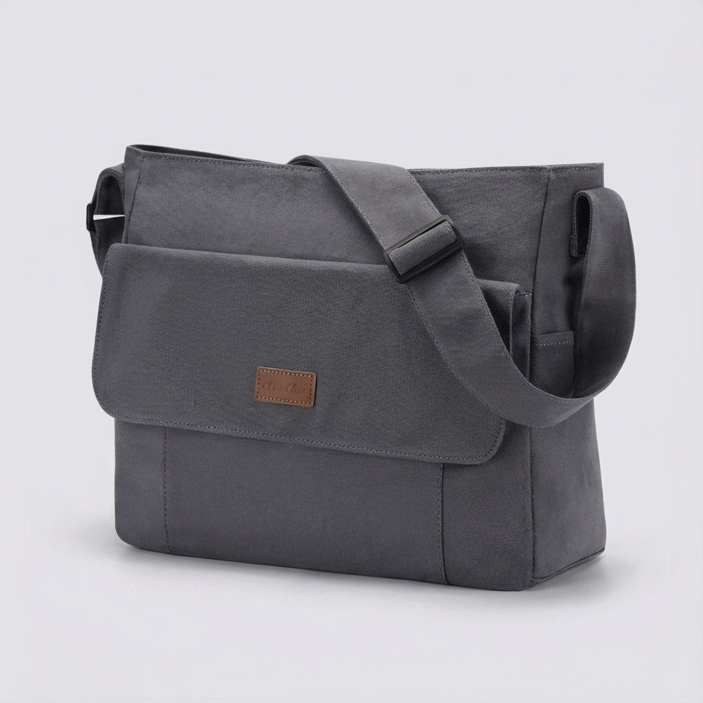 Detail van een ritsvak van de Satchelix laptoptas; extra opbergruimte voor accessoires en georganiseerd reizen.