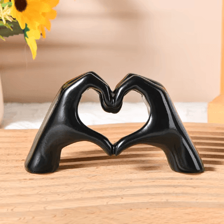 Veelzijdige handgemaakte hart decoratie, een prachtig symbool van liefde voor elk interieur of als cadeau.