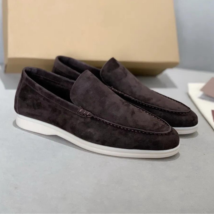 Lucas luxe suède heren loafers beige, voor elegantie en comfort. Hoogwaardig en ademend met antislipzool. Ideaal dagelijks.