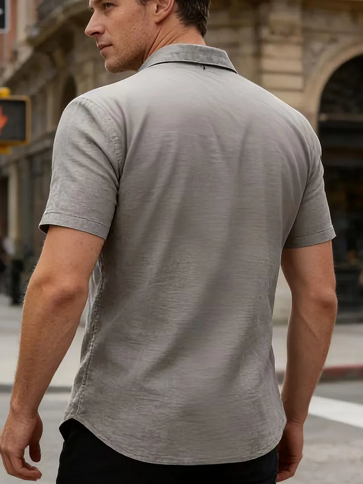 Heren overhemd, korte mouwen, borstzakken, v-hals, zomerse kleding voor elke gelegenheid.