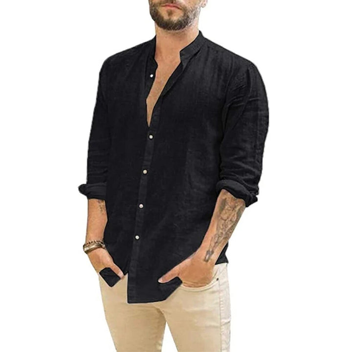 Comfortabel en fris heren overhemd met lange mouwen en opstaande kraag, perfect voor warme zomerdagen.