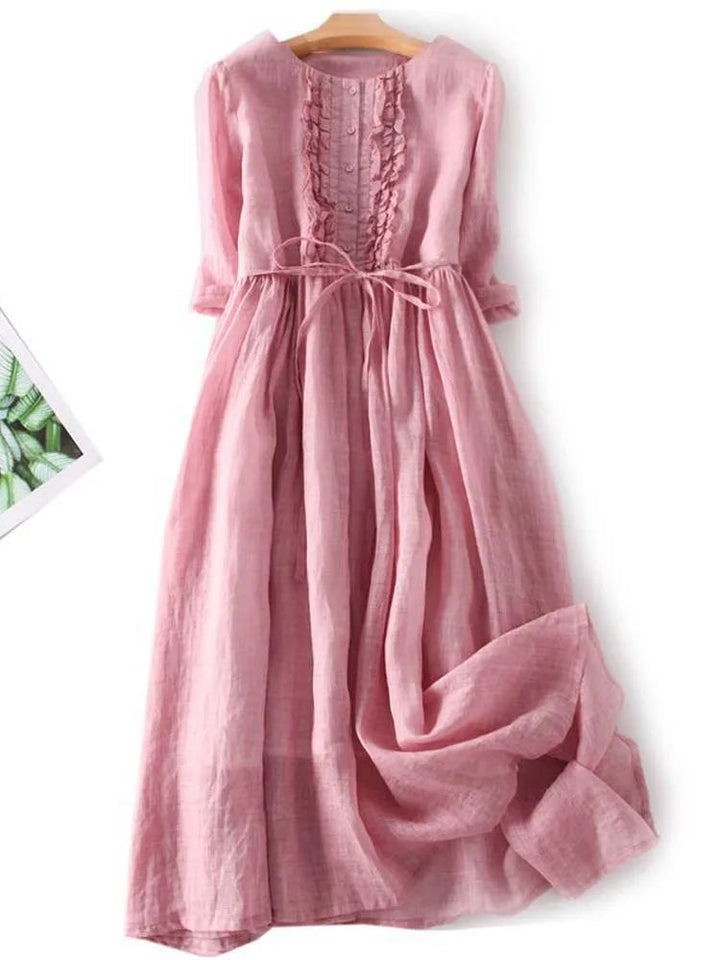 Luchtige linnen maxi-jurk voor dames in bohemien stijl, perfect voor strand of zomer, comfortabel om te dragen.