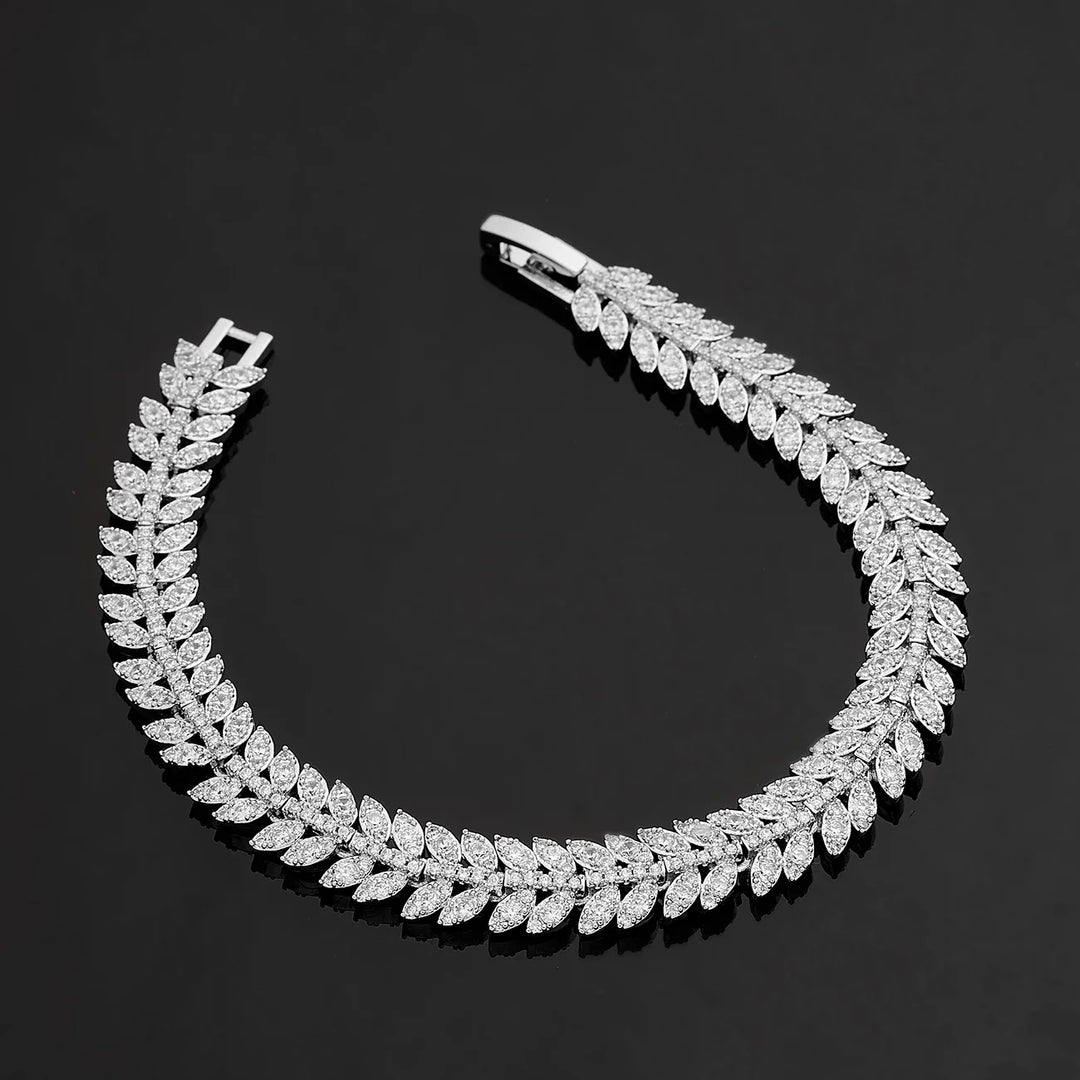 Schitterende zirkonia bruids sieradenset, goud of witgoud plated, perfect voor bruiloft of gala.